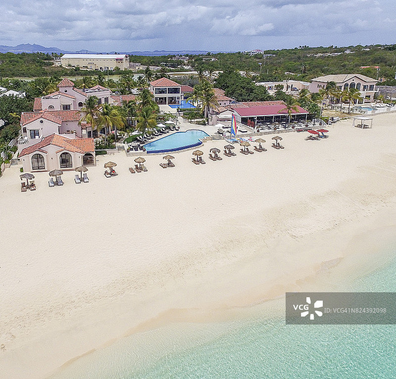 加勒比海安圭拉米德湾鸟瞰图图片素材