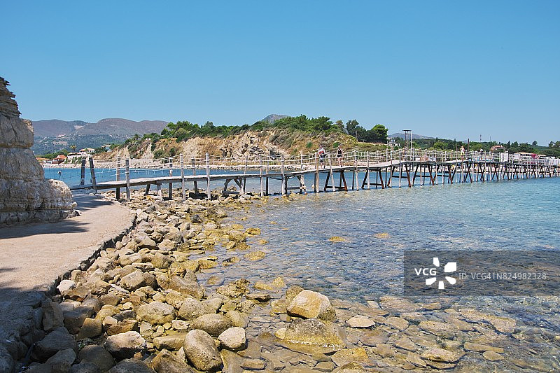 连接希腊扎金索斯卡梅奥岛的桥梁图片素材