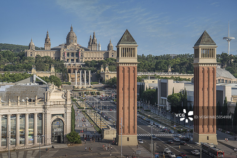 巴塞罗那加泰罗尼亚广场和蒙特惠奇宫图片素材