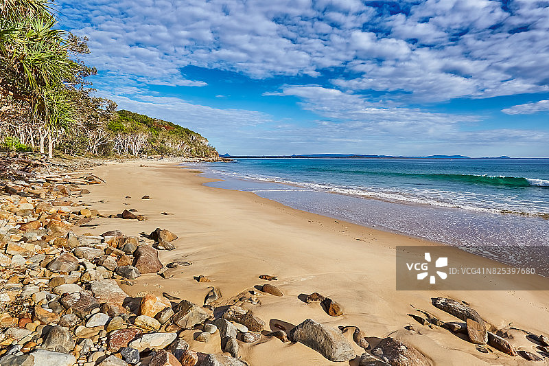 澳大利亚昆士兰州努萨国家公园的海滩图片素材