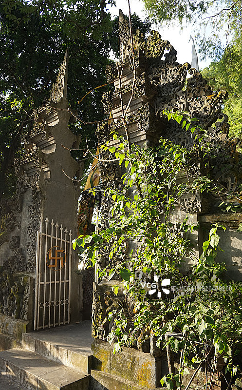 入口，普拉巴图博龙寺，圣吉吉，龙目岛，印度尼西亚图片素材