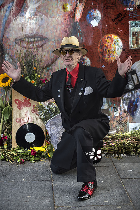 英雄们图片素材