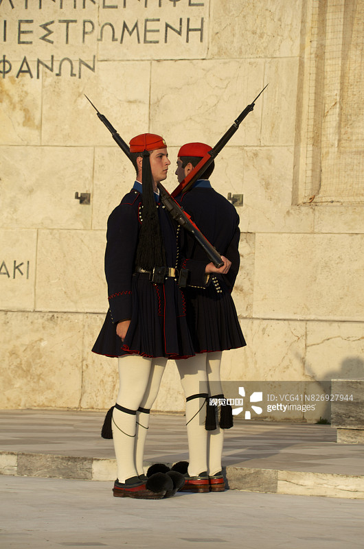 宪法广场无名烈士墓前的卫兵图片素材