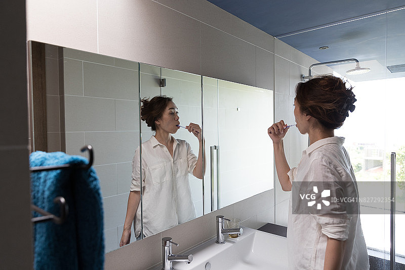 女士日常生活图片素材