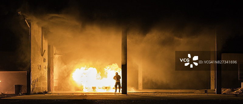 夜间火灾图片素材