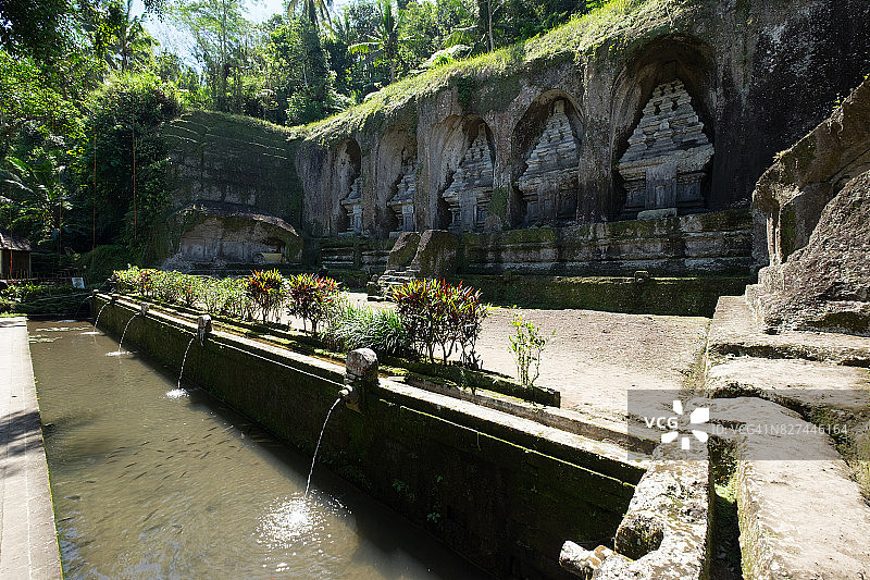 巴厘岛乌布东北部的卡维山寺庙图片素材