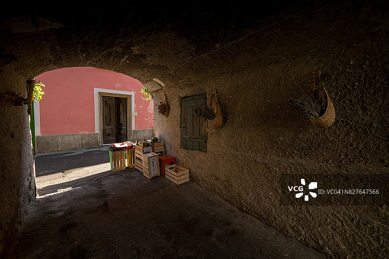 意大利皮埃蒙特莱尔马古村风光图片素材