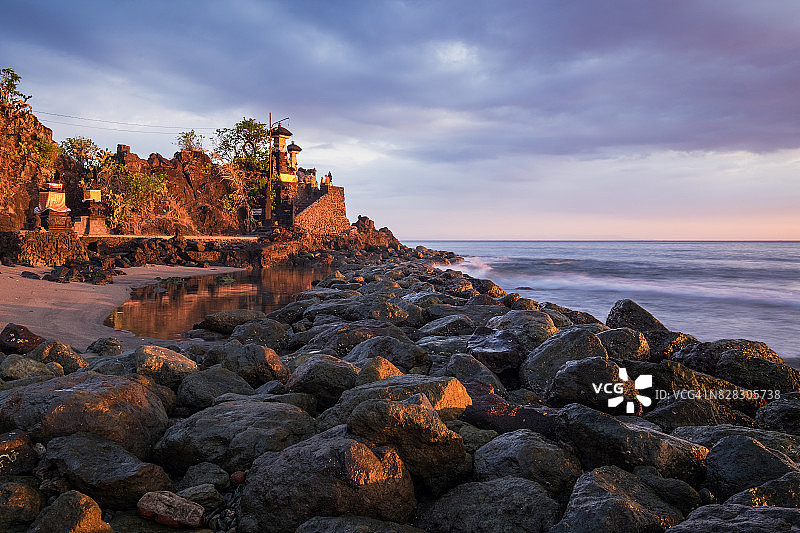 龙目岛圣吉吉巴图博隆寺，印度尼西亚图片素材