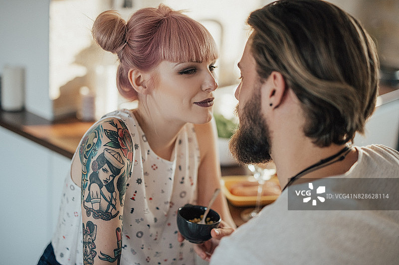 每次看到你美丽的眼睛，我都迷失自我图片素材