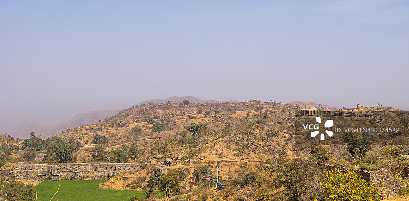 印度长城：拉贾斯坦邦的昆巴哈尔堡图片素材