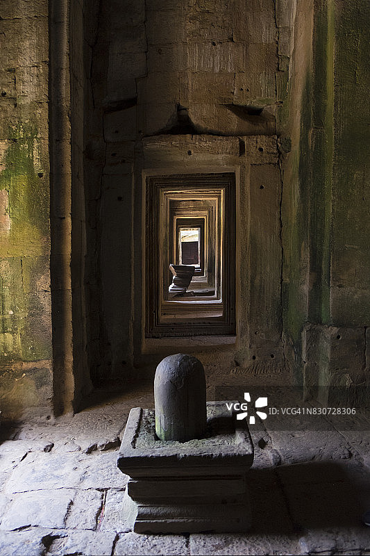 柬埔寨吴哥通王城图片素材