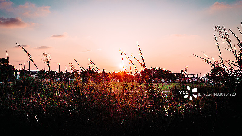 雅孔河日落图片素材