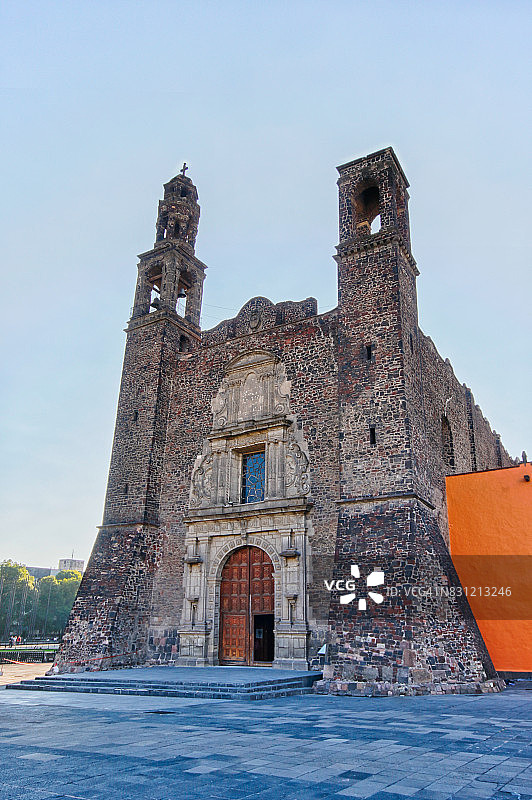 墨西哥墨西哥城特拉特洛尔科圣地亚哥教堂图片素材