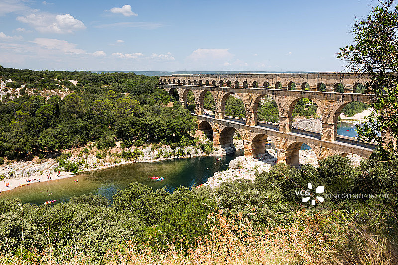 加尔桥，著名的古罗马输水道，横跨加尔河，法国图片素材