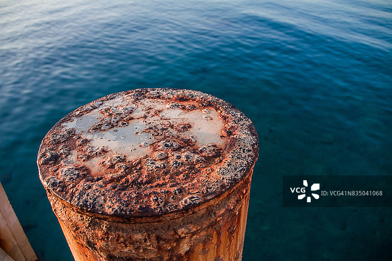 红海的蓝绿色海水图片素材