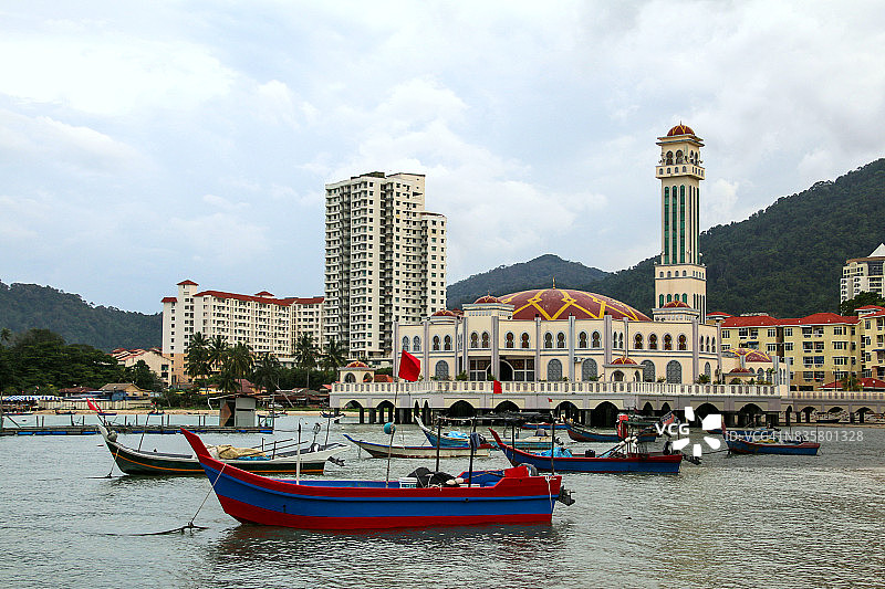 马来西亚槟城丹绒武雅水上清真寺图片素材