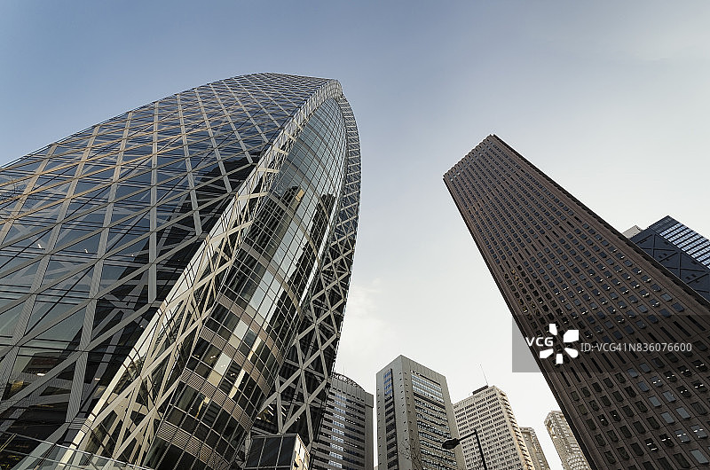 仰望新宿摩天大楼图片素材