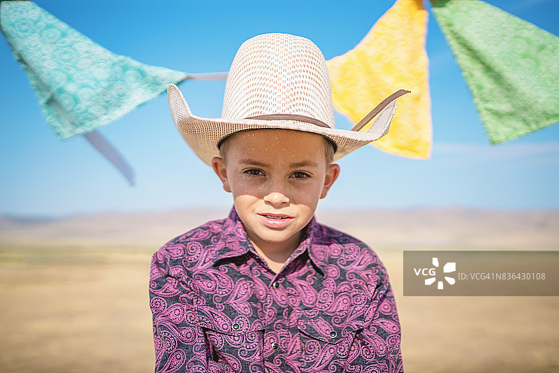 犹他州年轻牛仔肖像图片素材