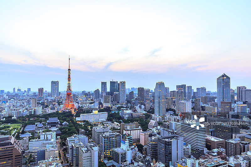 东京天际线与东京塔（日本，黄昏）图片素材