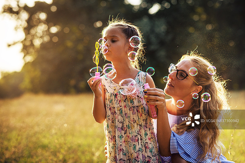 母女合影图片素材