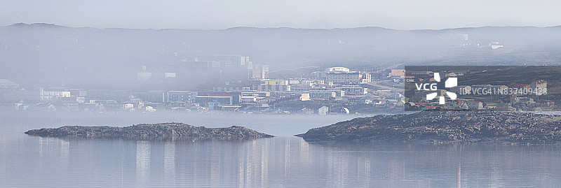 从弗罗比舍湾看到的伊格卢伊特图片素材