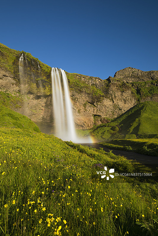 夏日里的塞里雅兰瀑布图片素材