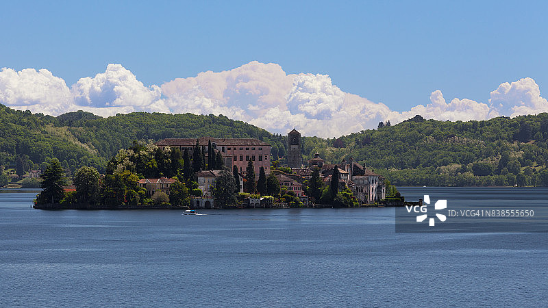 奥尔塔湖圣朱利奥岛图片素材