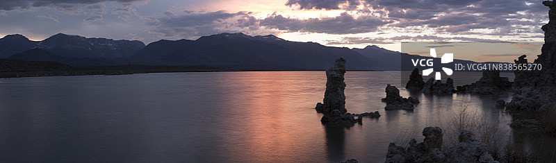 莫诺湖日落时分图片素材