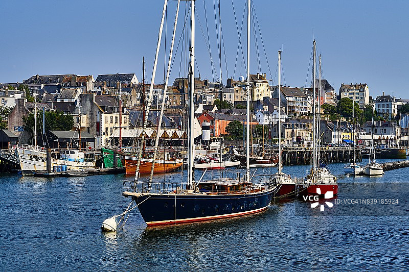 杜瓦嫩兹港口，布列塔尼，法国图片素材
