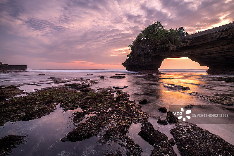 印度尼西亚巴厘岛巴图博隆寺图片素材