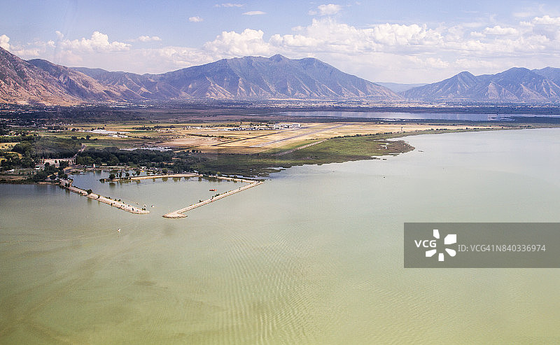 犹他湖公园和普罗沃机场航拍图片素材