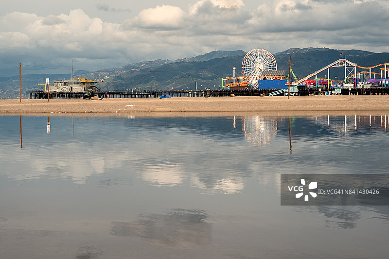 圣莫尼卡码头倒影图片素材