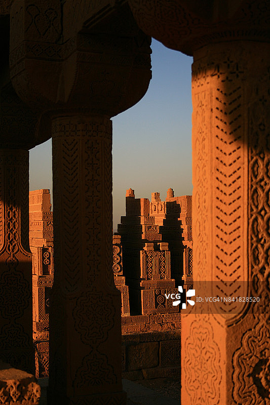 巴基斯坦卡拉奇的乔昆迪墓群图片素材