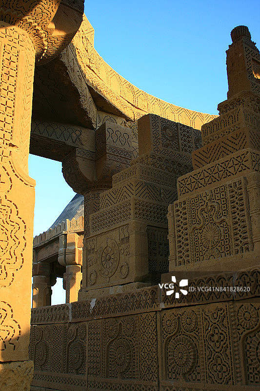 巴基斯坦卡拉奇的乔昆迪墓群图片素材