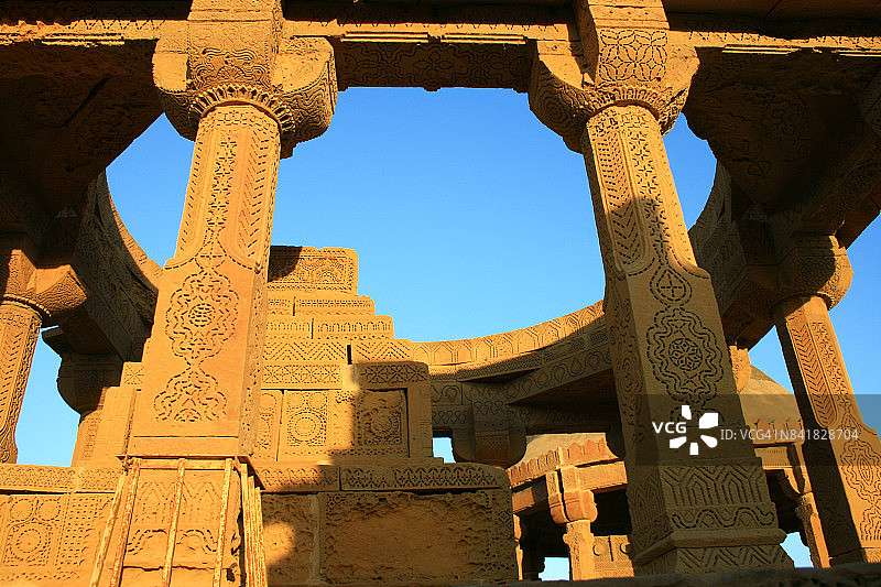 巴基斯坦卡拉奇的乔昆迪墓群图片素材