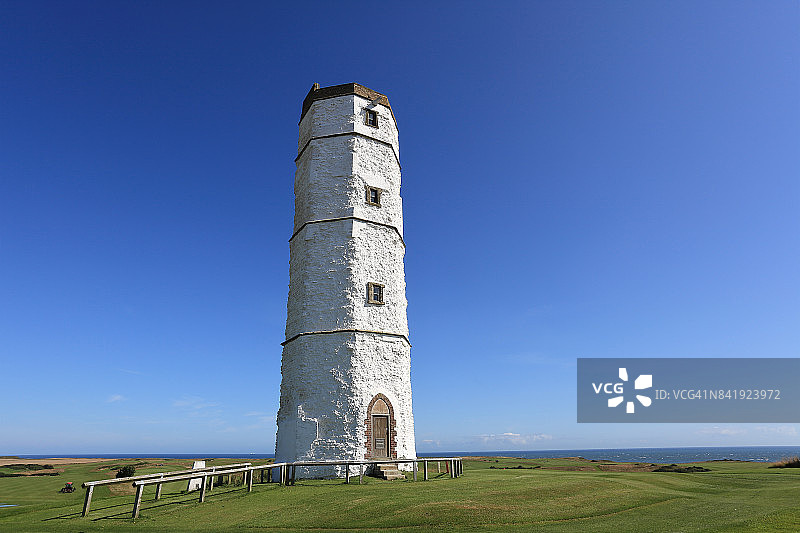 英国弗兰伯勒海德的老旧白垩塔灯塔图片素材
