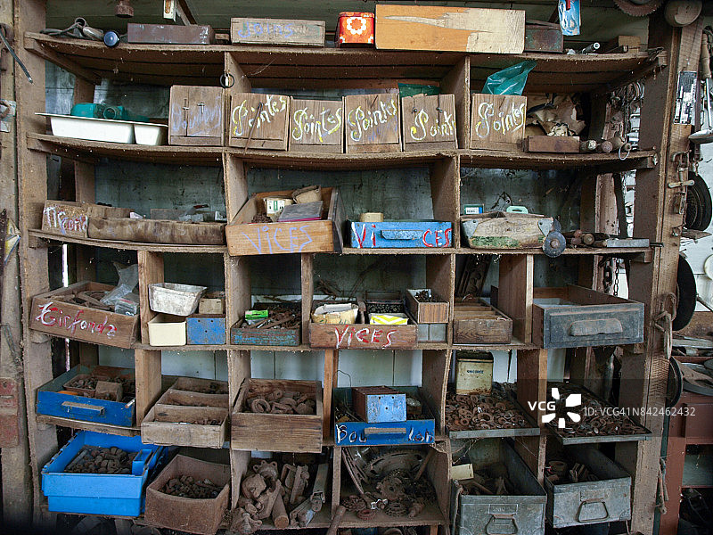 工作坊储物柜图片素材