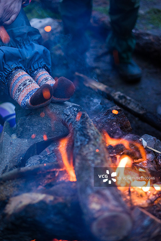 篝火烹饪图片素材