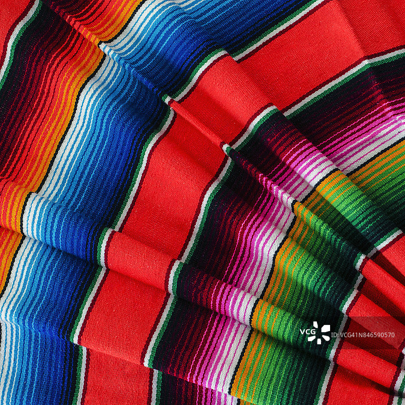 萨拉佩条纹披毯图片素材