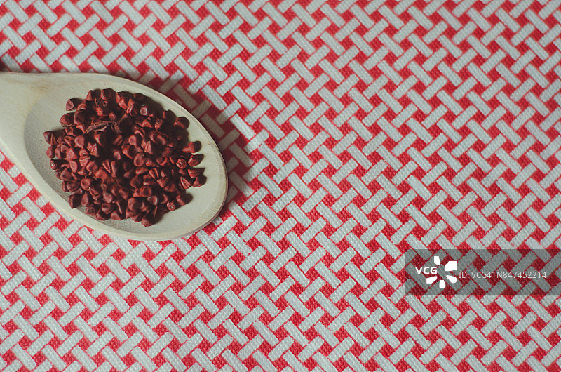 胭脂树种子图片素材