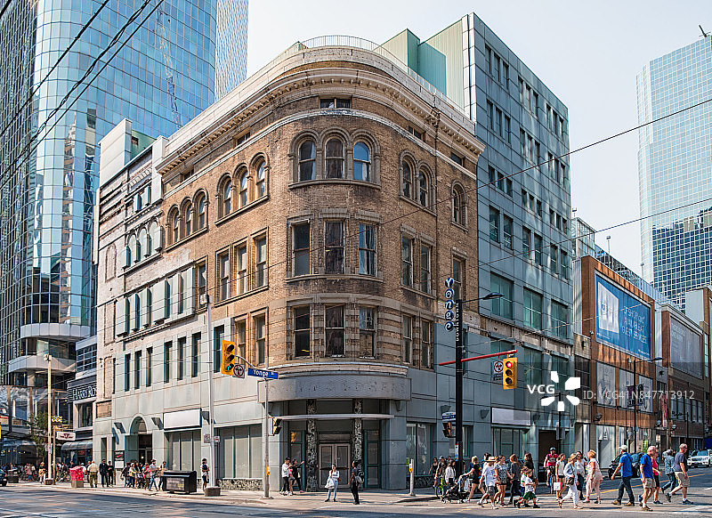 加拿大多伦多：传统建筑与现代建筑的融合图片素材