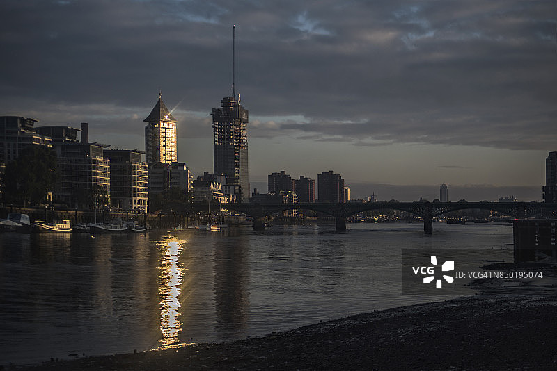 切尔西海滨城市景观日落-日出图片素材