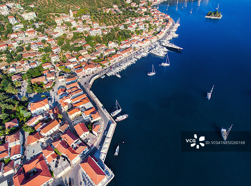 伊萨卡游艇停车场鸟瞰图图片素材