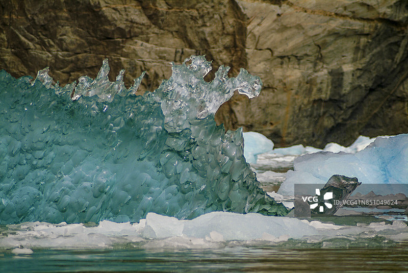 来自勒 Conte 冰川的冰川冰图片素材
