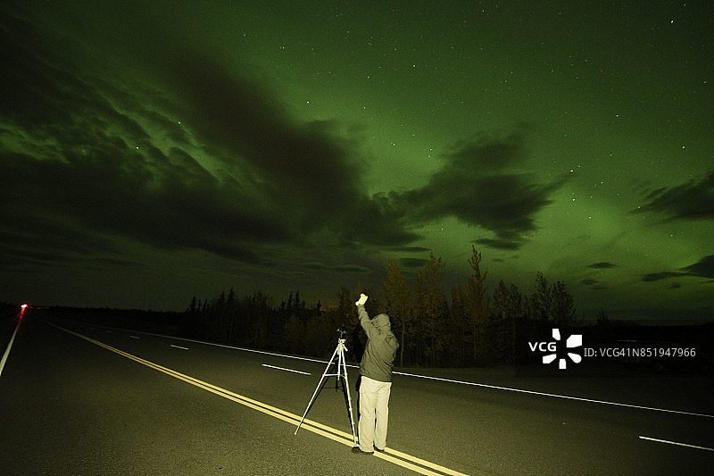 九月阿拉斯加的北极光图片素材