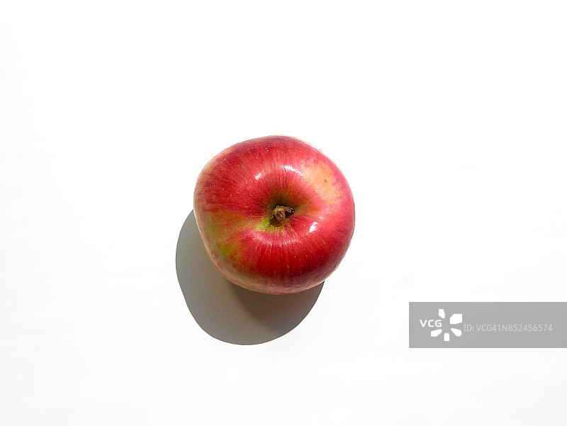 日光下的苹果鸟瞰图图片素材