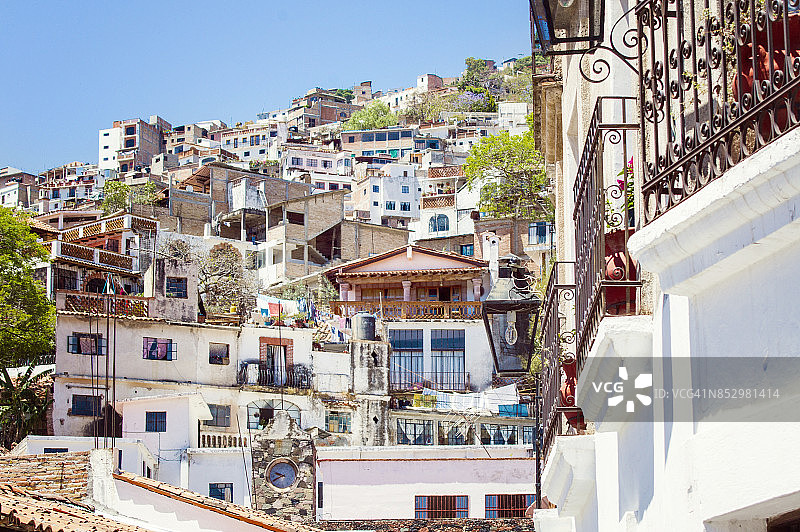 墨西哥塔斯科·德·阿拉尔孔的房屋景观图片素材