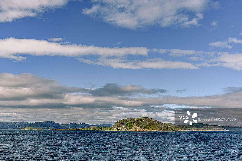 纳因附近的荒凉海岸线图片素材