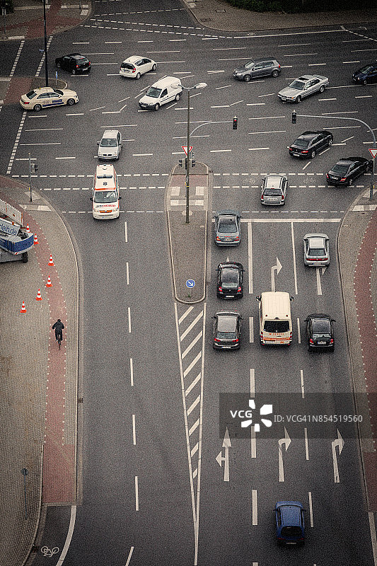 德国多特蒙德的十字路口交通图片素材
