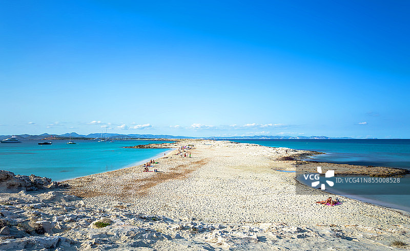 西班牙巴利阿里群岛福门特拉岛塞斯伊列塔斯海滩美景图片素材